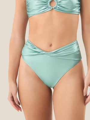 MAKAN BIKINI BOTTOM